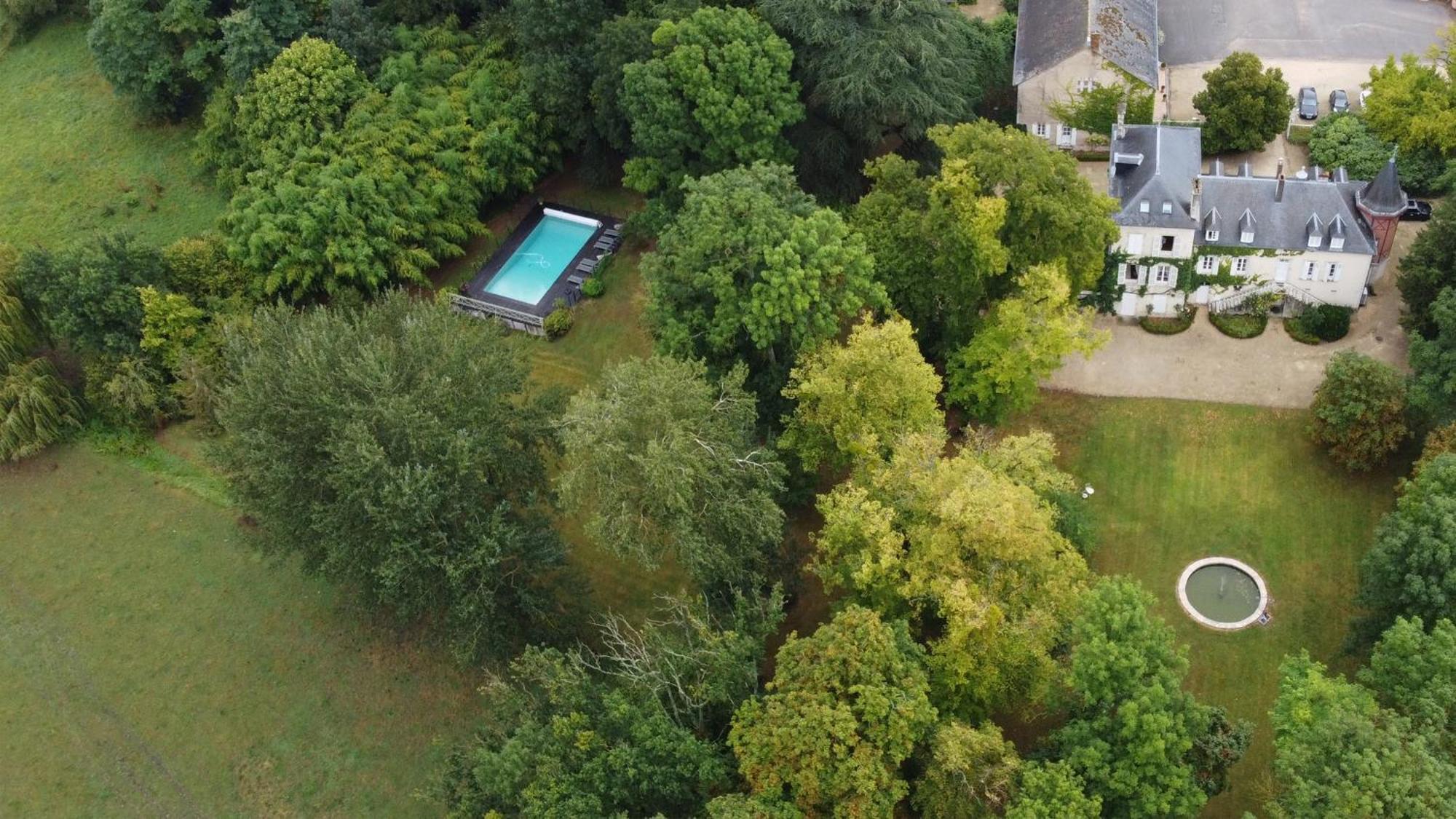 Domaine De L'Ermitage Bed and Breakfast Berry-Bouy Eksteriør billede