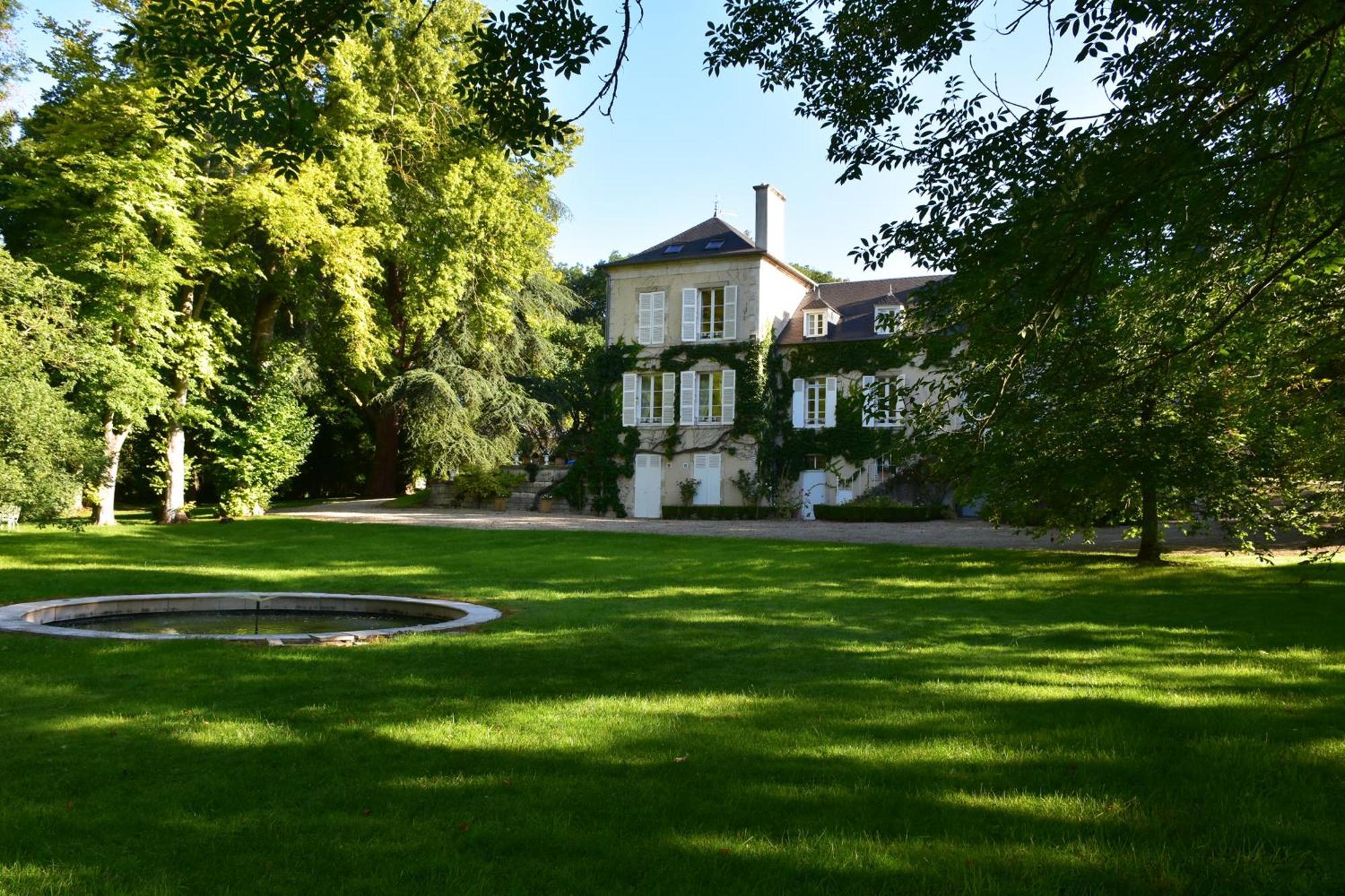 Domaine De L'Ermitage Bed and Breakfast Berry-Bouy Eksteriør billede